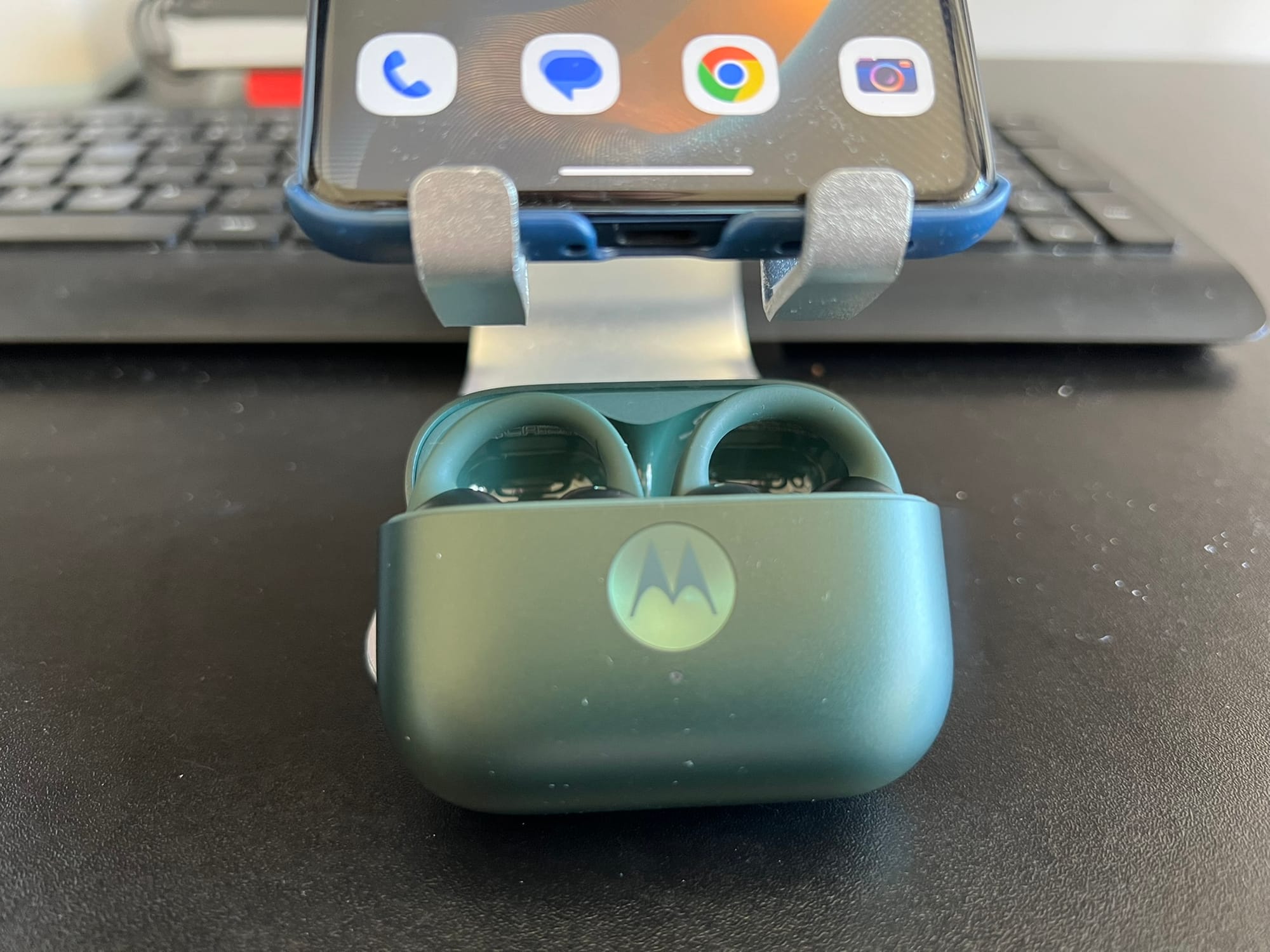 Review Moto Buds Loop: estranhamente bons!