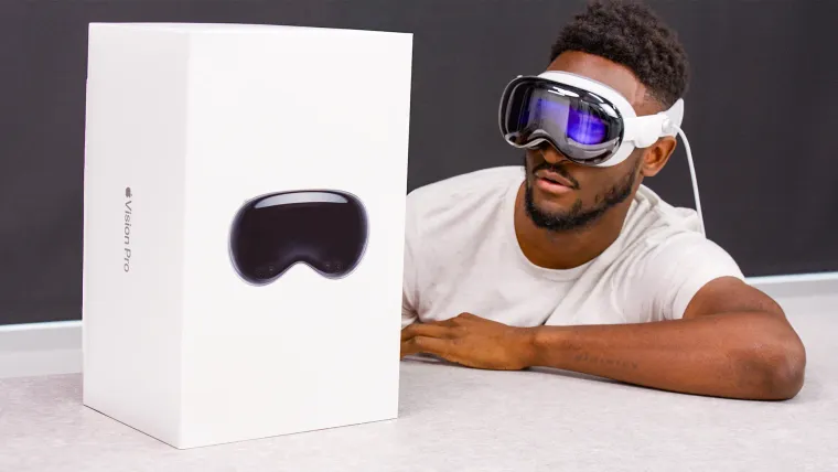 Vídeo: o primeiro unboxing ao Apple Vision Pro por Marques Brownlee