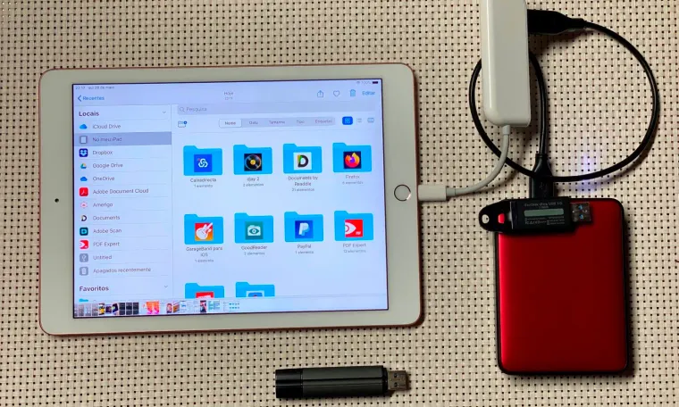 Como conectar unidades de armazenamento externo no iPad e iPhone