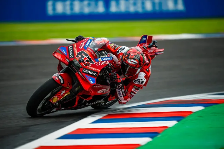 Ducati Corse conquista histórica Triple Crown no MotoGP 2025 com apoio tecnológico da Lenovo